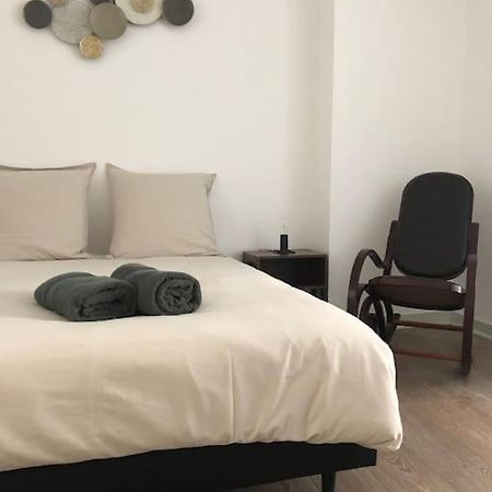 Appartement En Duplex A Auxonne Luaran gambar