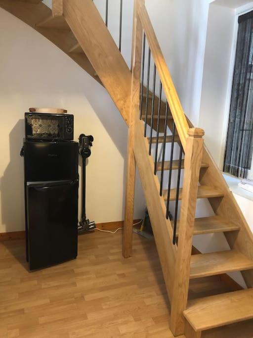 Appartement En Duplex A Auxonne Luaran gambar