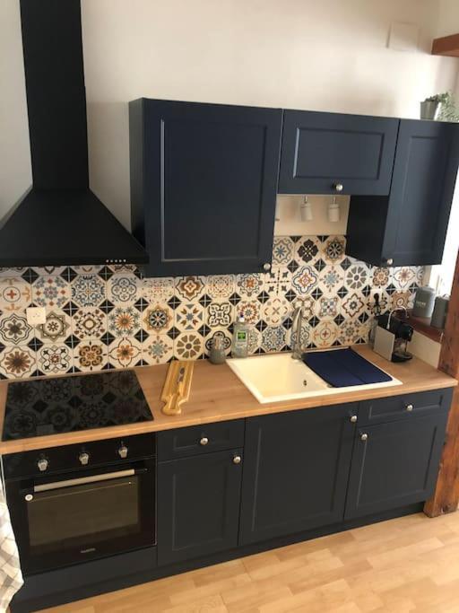 Appartement En Duplex A Auxonne Luaran gambar