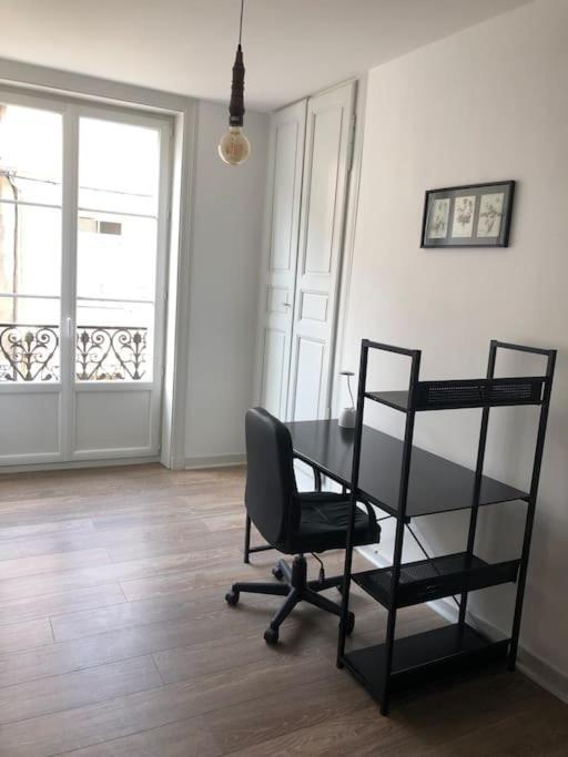 Appartement En Duplex A Auxonne Luaran gambar